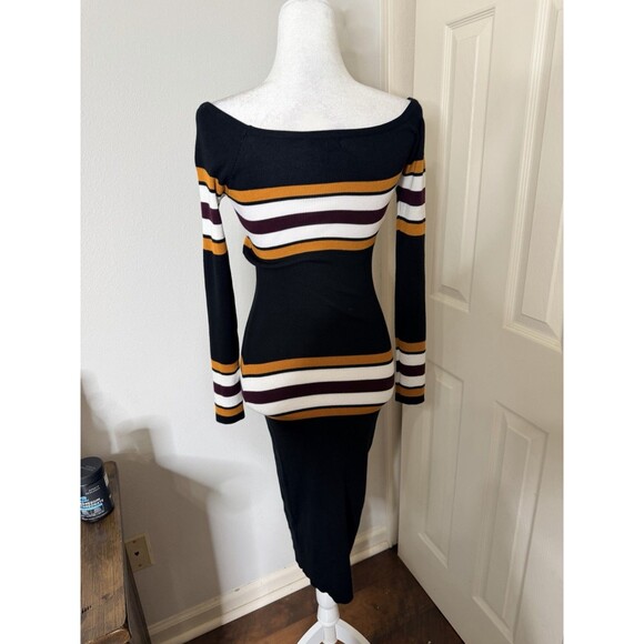 Fashion Nova Catch Me Offline Black Off Shoulder Sweater Dress M - Picture 12 of 13